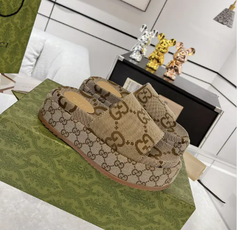 Gucci Chunky Classic Print Slippers