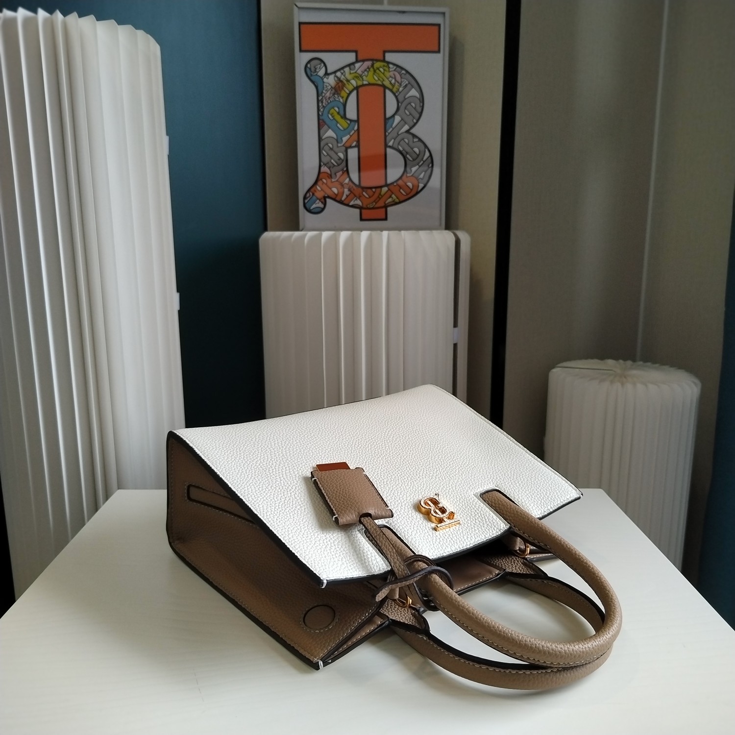 Burberry Leather Elegant Handbag