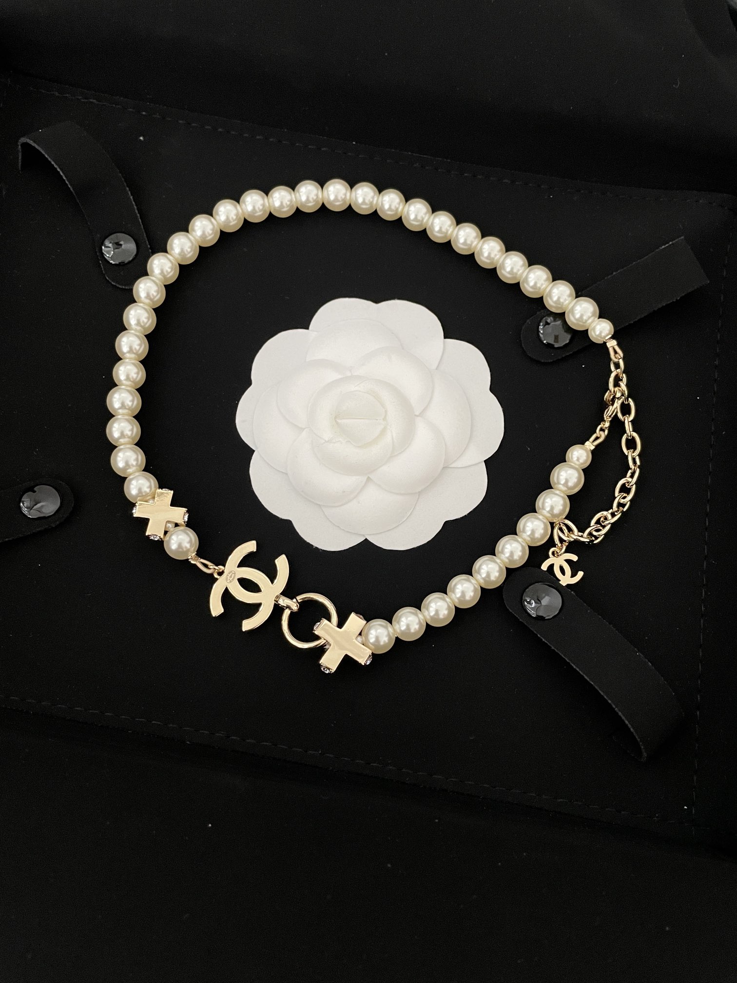 Chanel pearl necklace