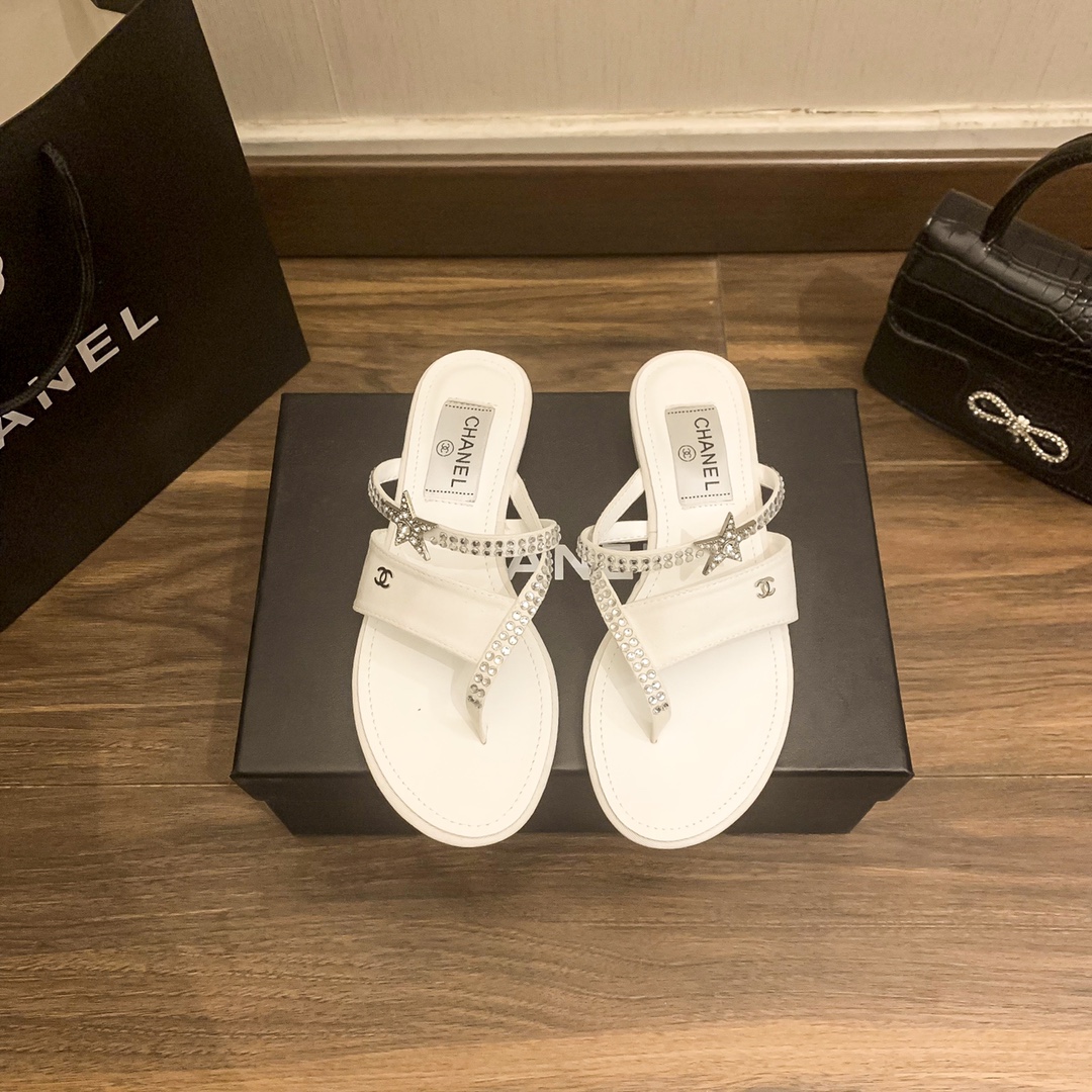 Chanel White Flip-Flops