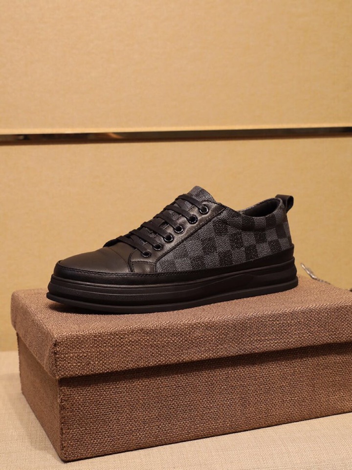 Gucci Vintage Sneakers