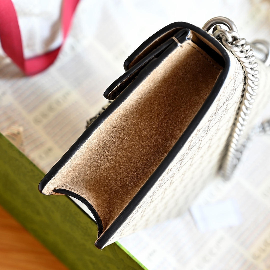 Gucci Classic Rich-Tone Cowhide Chain Crossbody/shoulder Bag