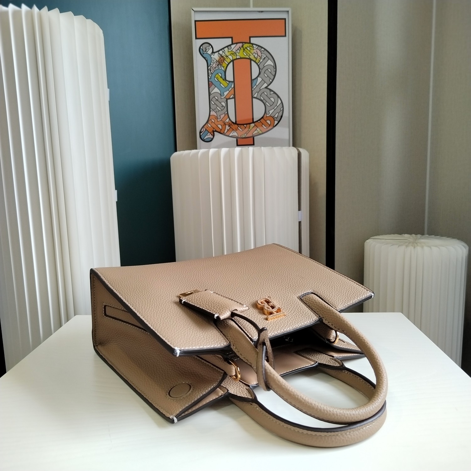 Burberry Leather Elegant Handbag