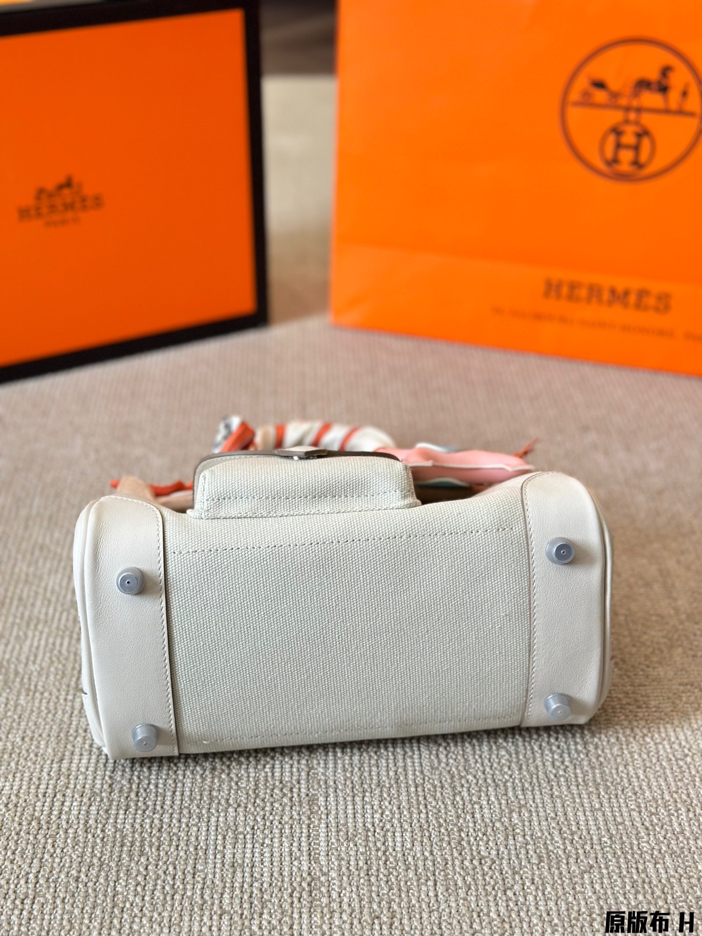 2024 New Arrival: Hermès Peau D'Ane Grain Handbag