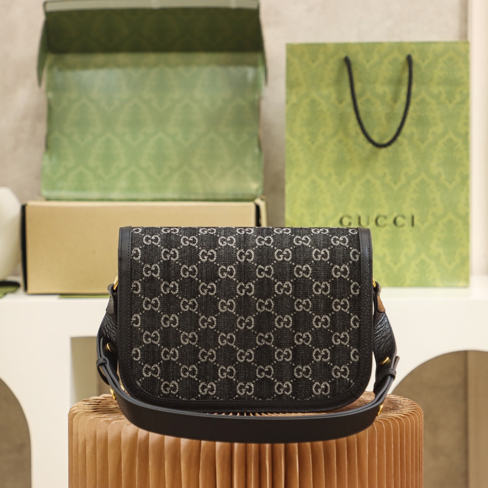 Gucci Classic Rich-Tone Leather Crossbody/Shoulder Bag