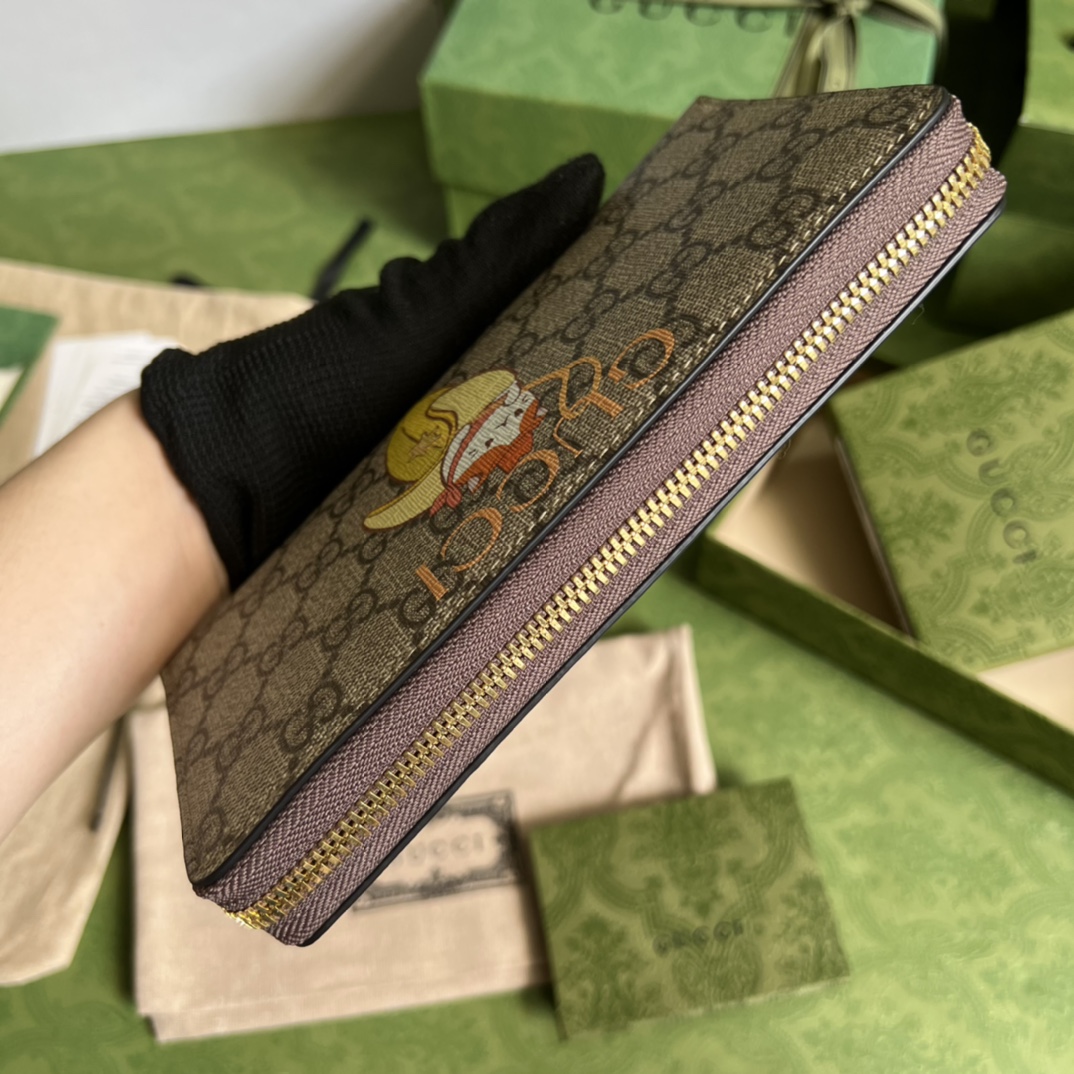 Gucci Classic Leather Wallet