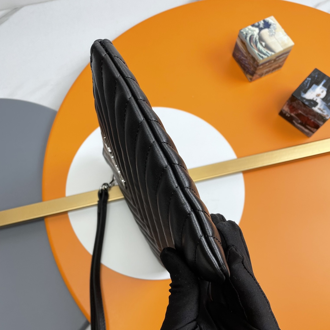 SAINT LAURENT Black Twill Leather Clutch Bag