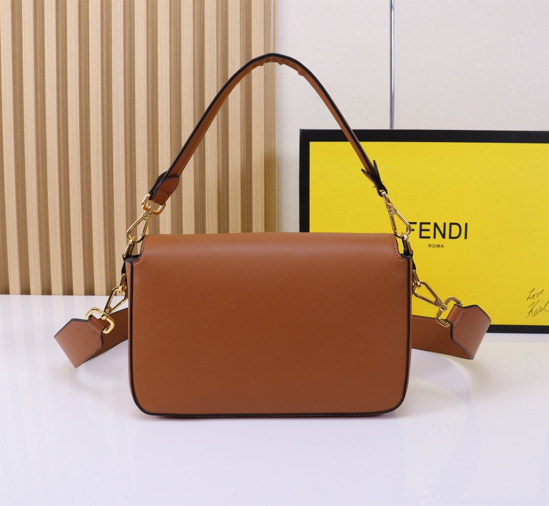 Fendi Baguette Multi-Pocket Handbag