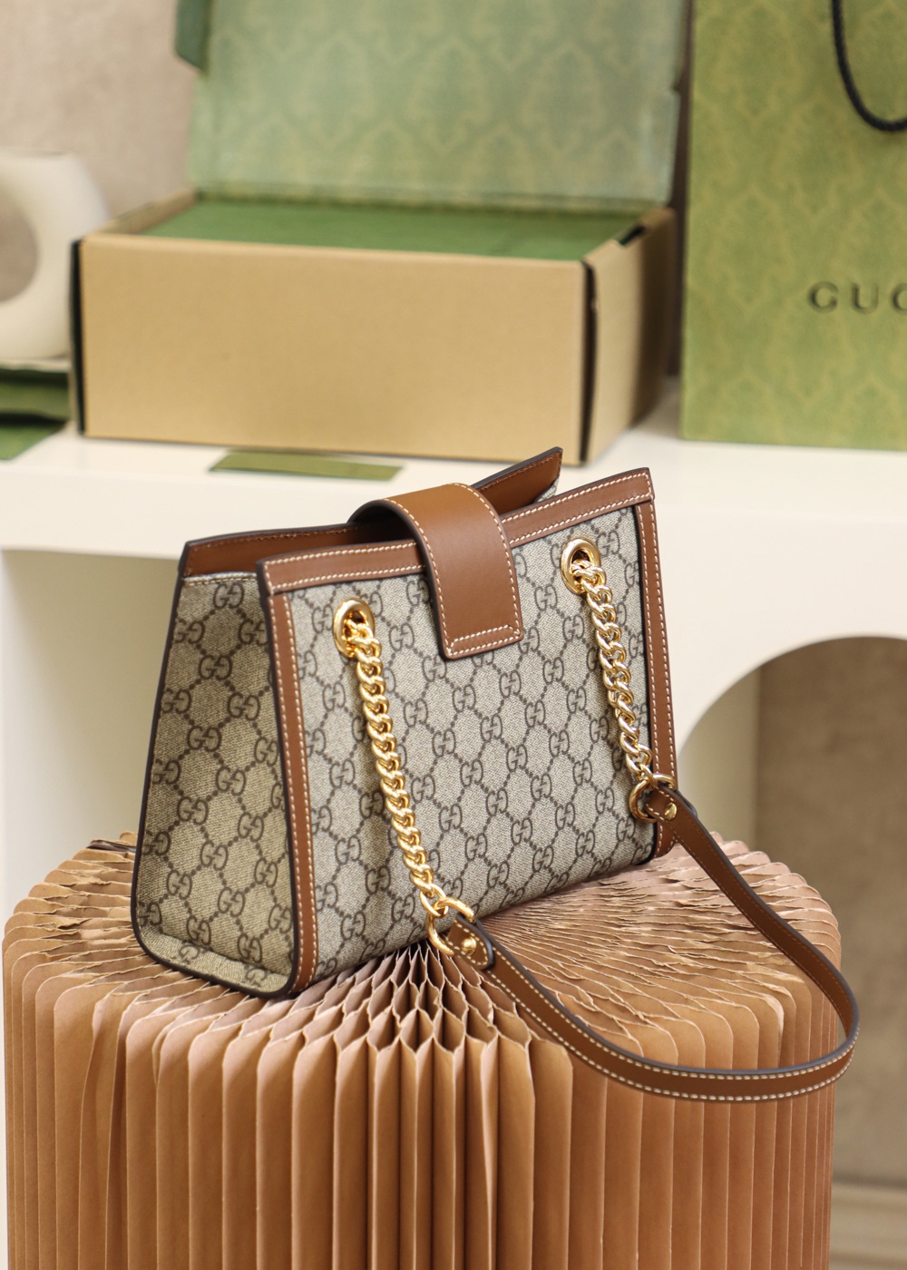 Gucci Classic Vintage-Inspired Leather Single-Shoulder Mini Tote