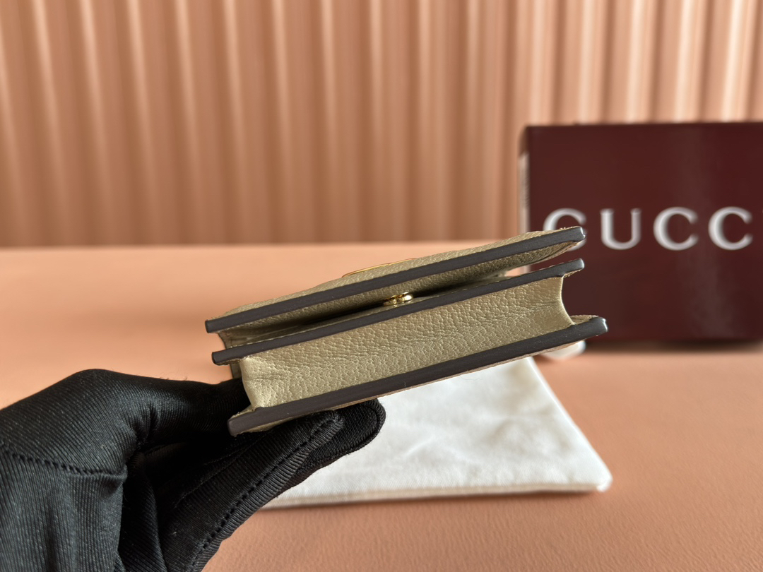 Gucci Classic Ophidia Wallet