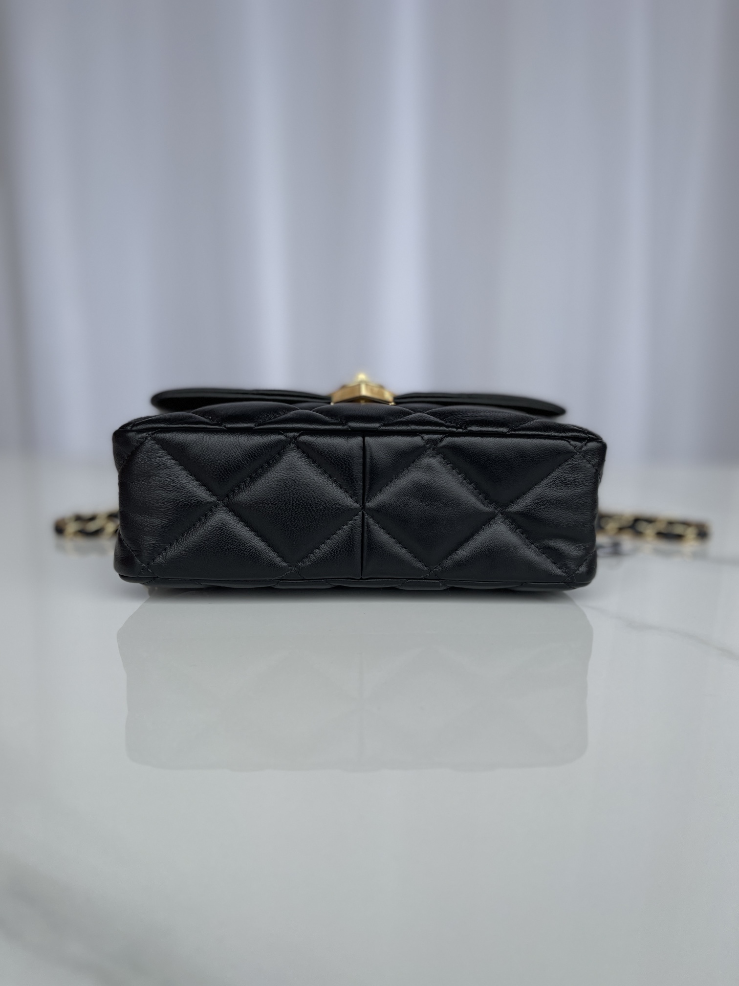 Chanel Cracked Grainy Leather Crossbody Bag