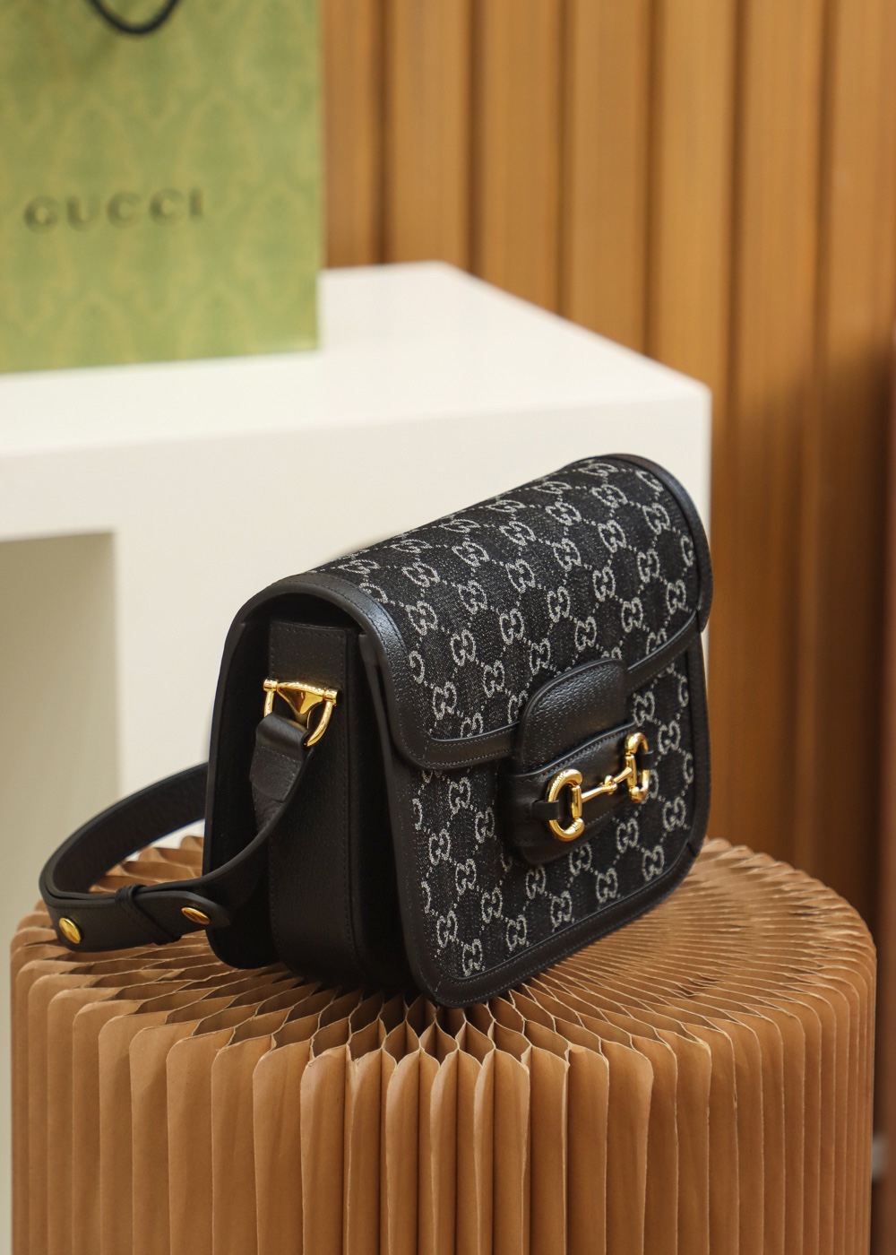 Gucci Classic Rich-Tone Leather Crossbody/Shoulder Bag