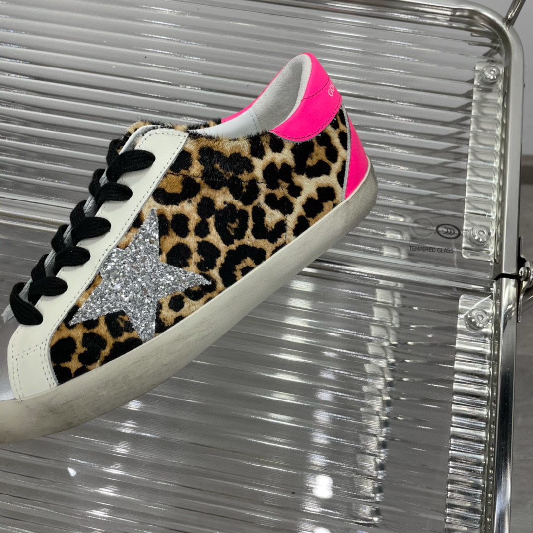 GGDB-SUPER STAR Graffiti Sneakers