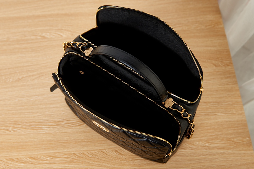 Chanel Polished Lambskin Large Handbag