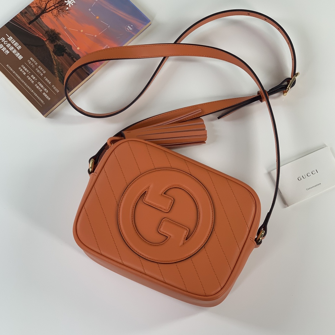 Gucci Blondie Shoulder Bag