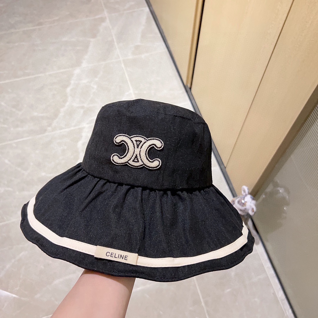 CELINE Small Fisherman Hat