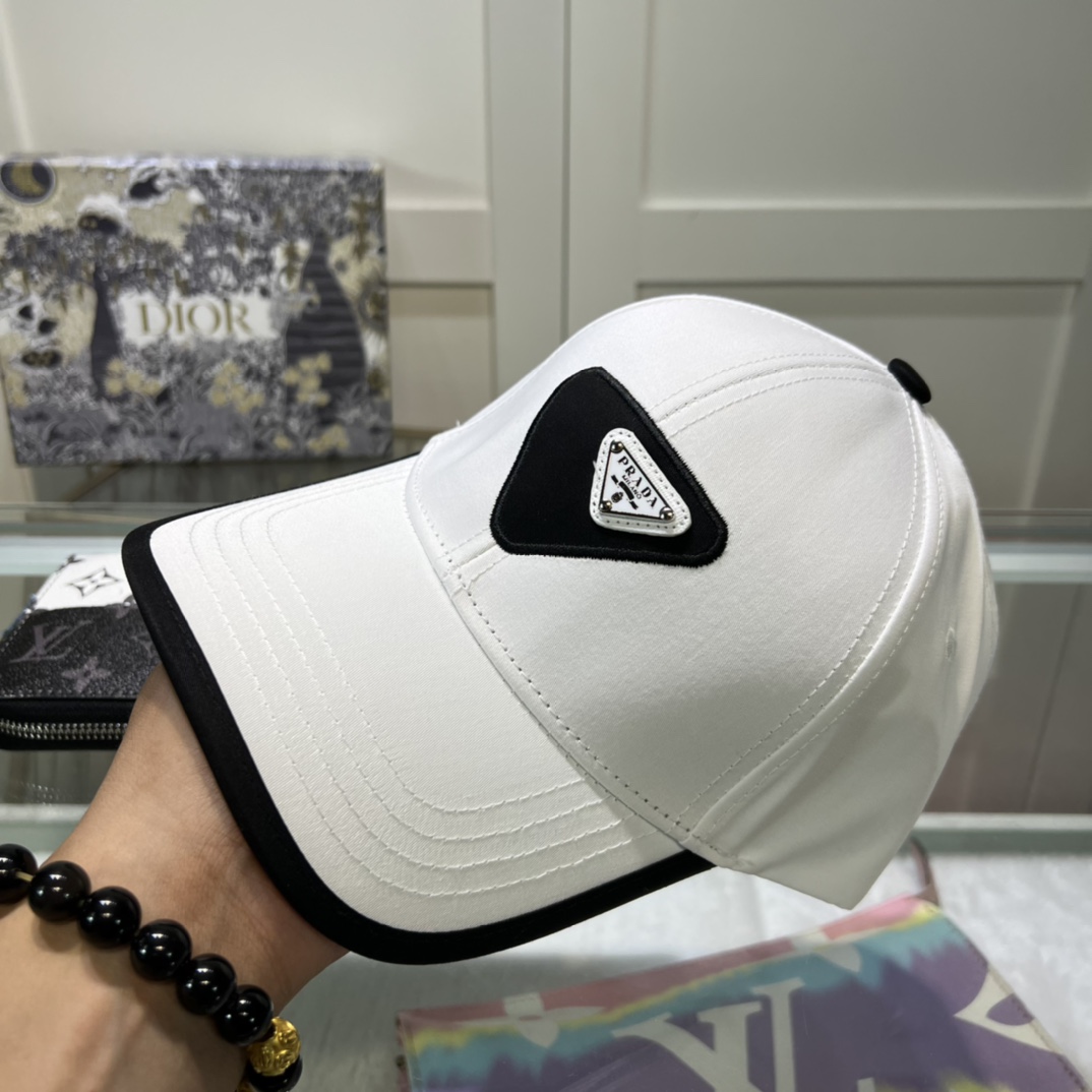 PRADA Cap
