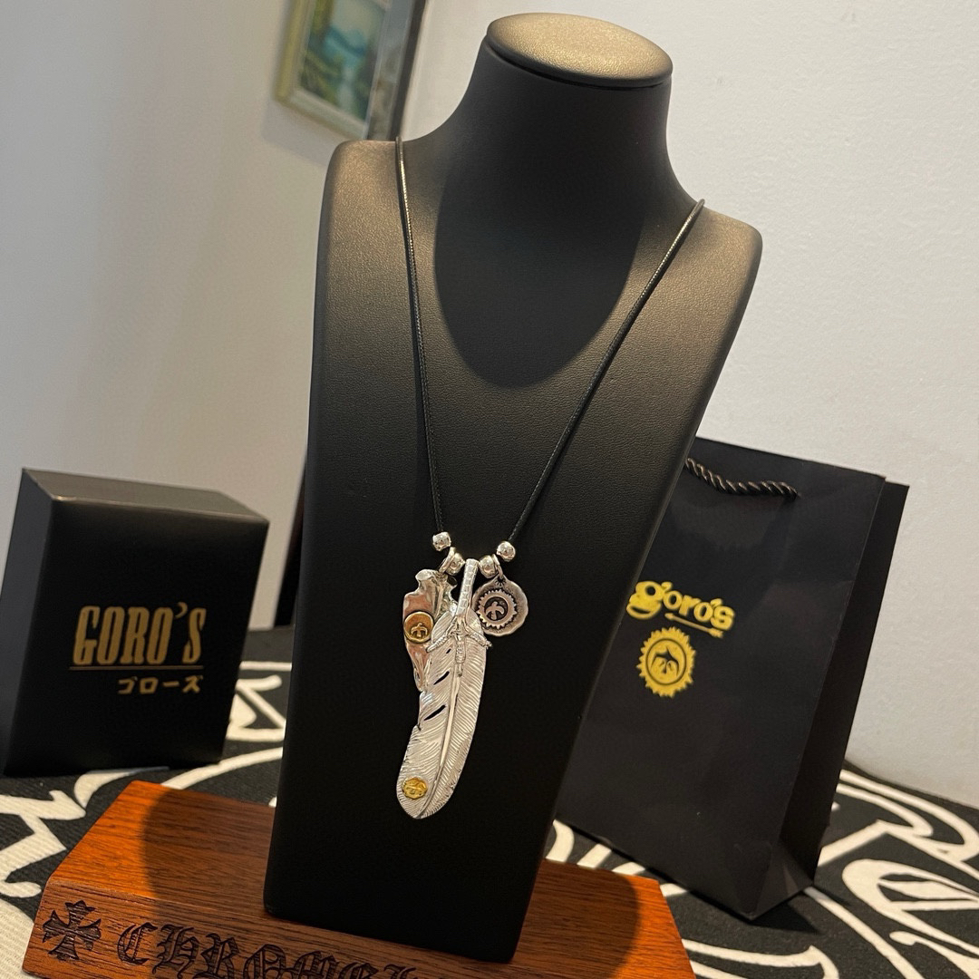 Goro's Takahashi Classic Feather Pendant