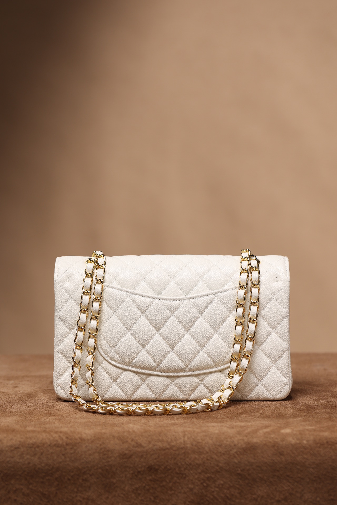 Chanel Elegant White Caviar Leather Single Shoulder Bag