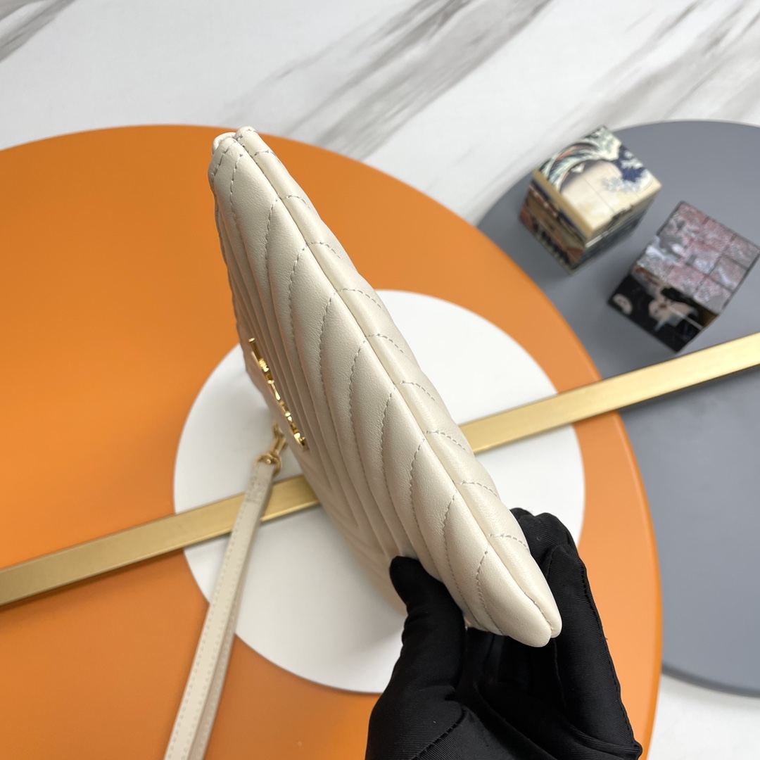 SAINT LAURENT Clutch Bag in White Twill Leather