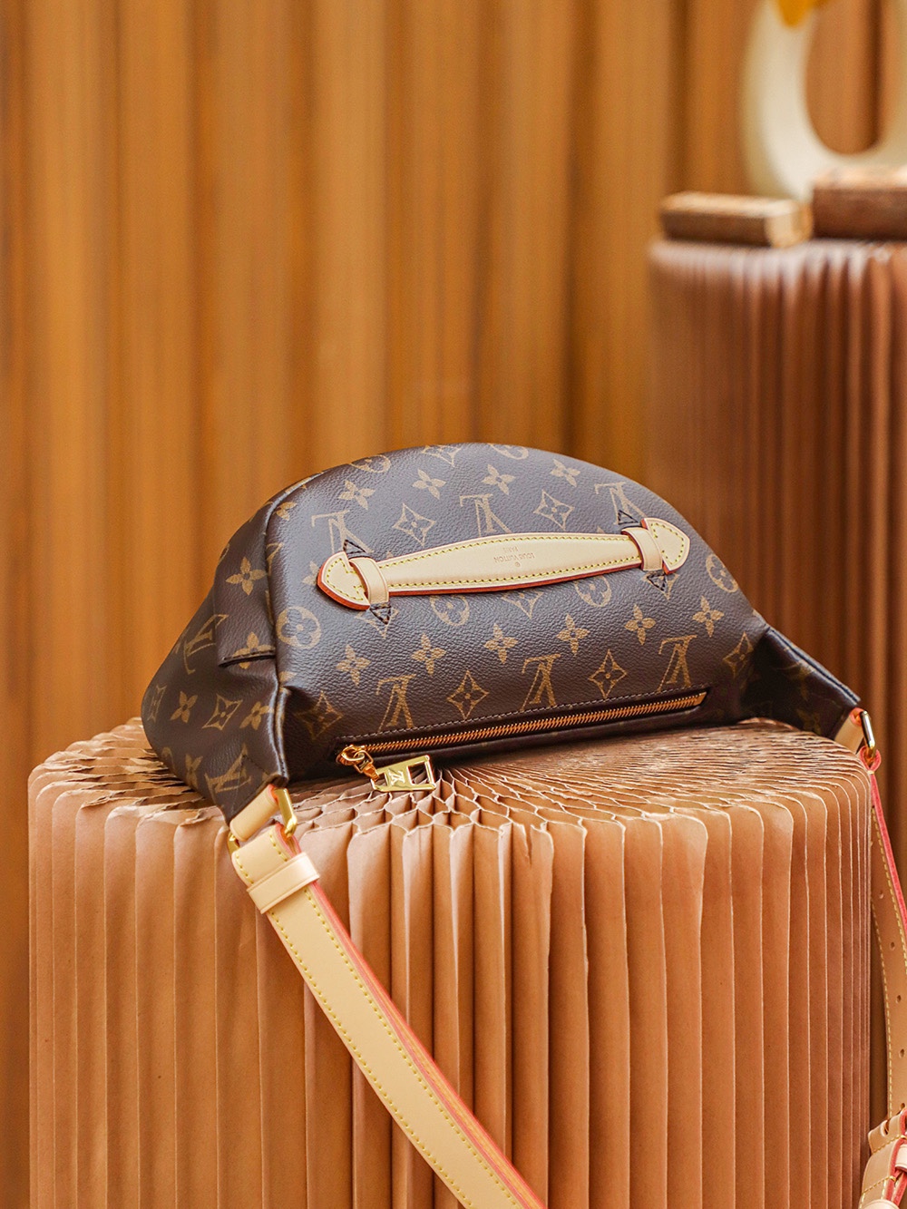 Louis Vuitton Classic Vintage-Inspired Pouch Bag