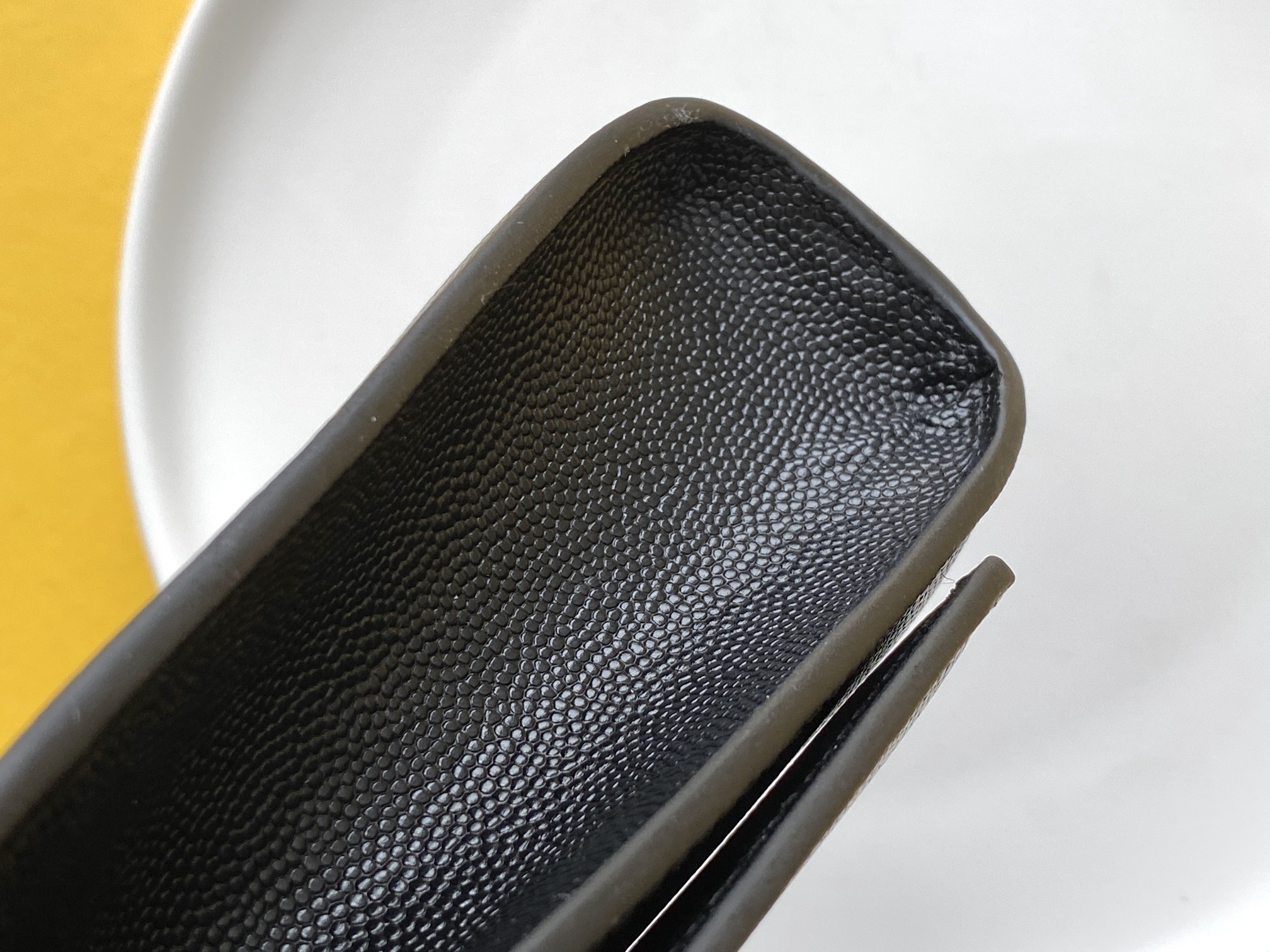 Saint Laurent Classic Chain Shoulder/Crossbody Bag for Women  in Black