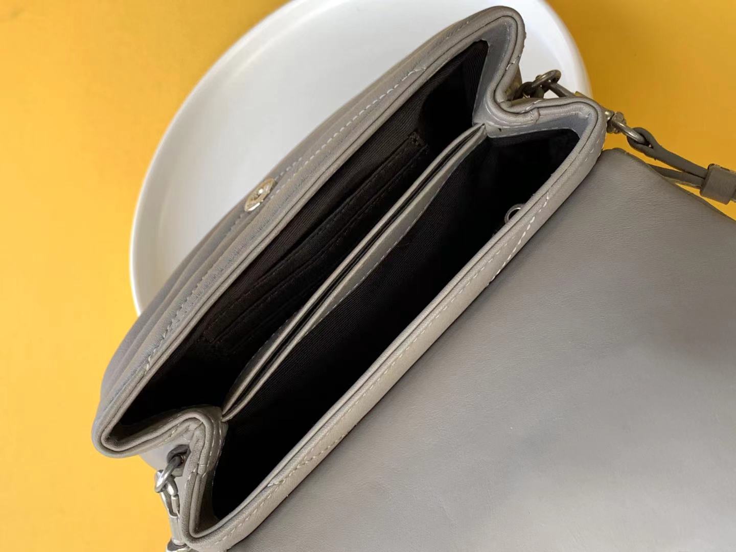 Saint Laurent Paris Grey Leather Women's Crossbody Bag