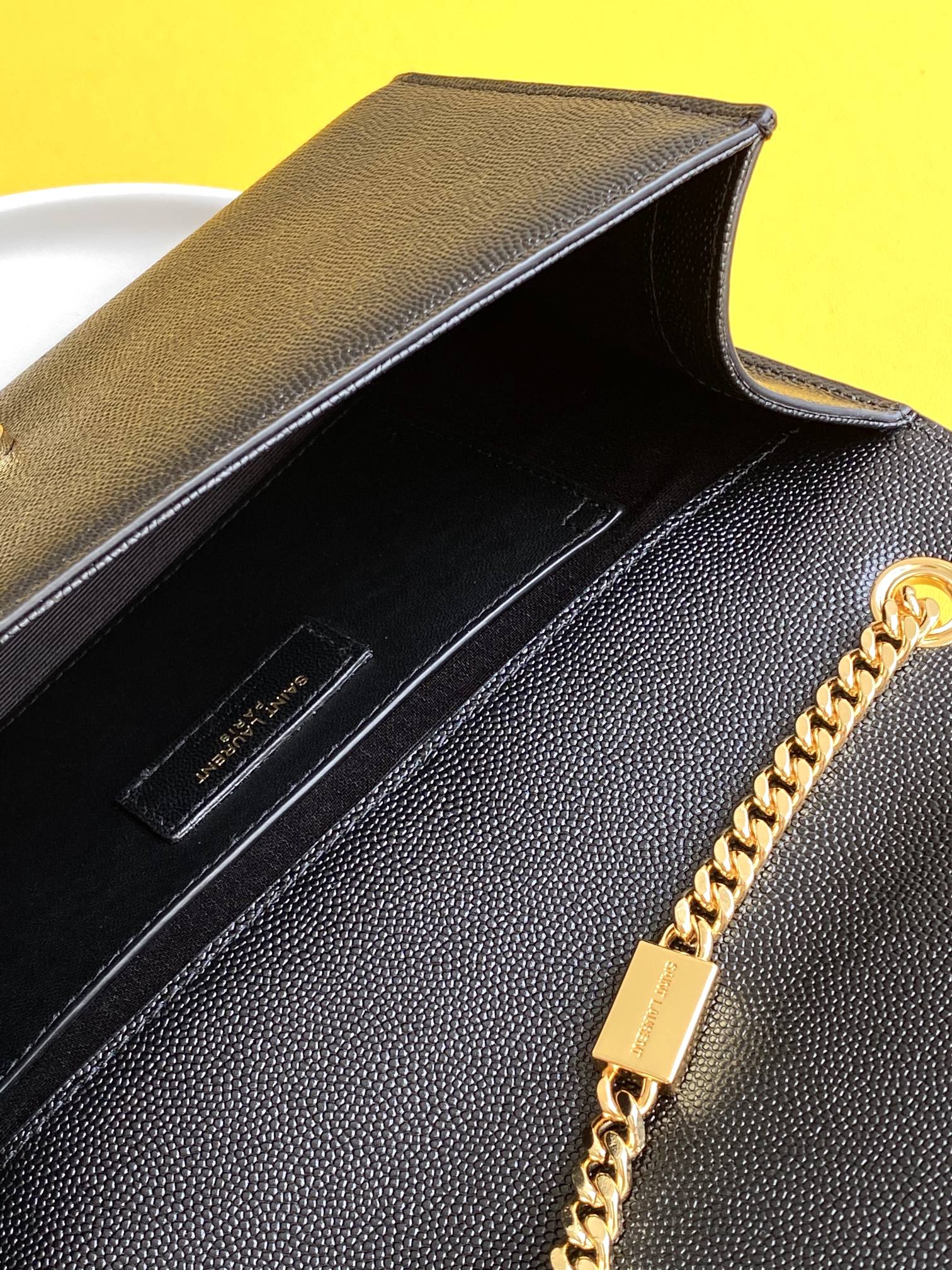 Saint Laurent Classic Chain Shoulder/Crossbody Bag for Women