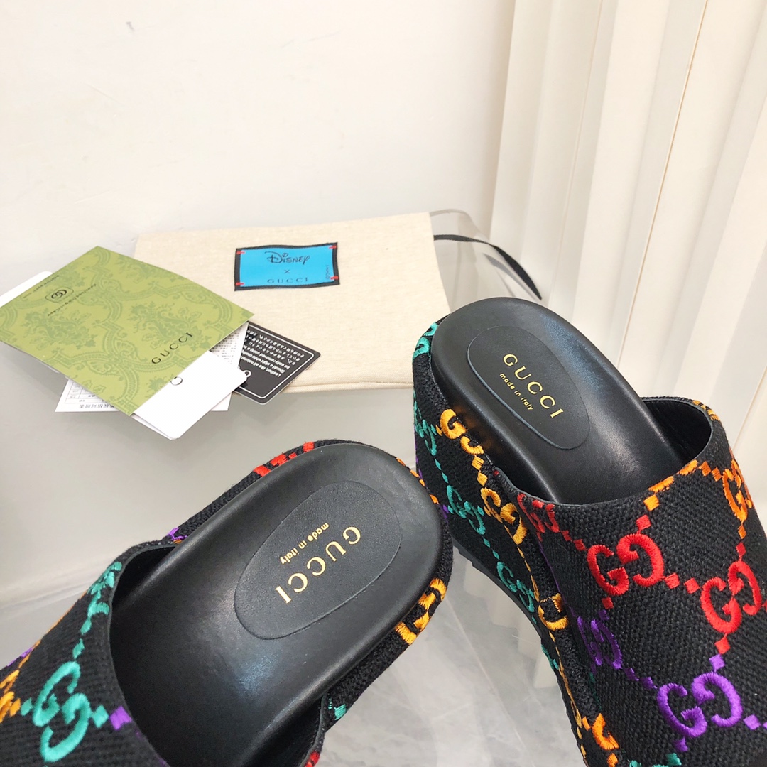 Gucci Thick-Soled Platform Slippers