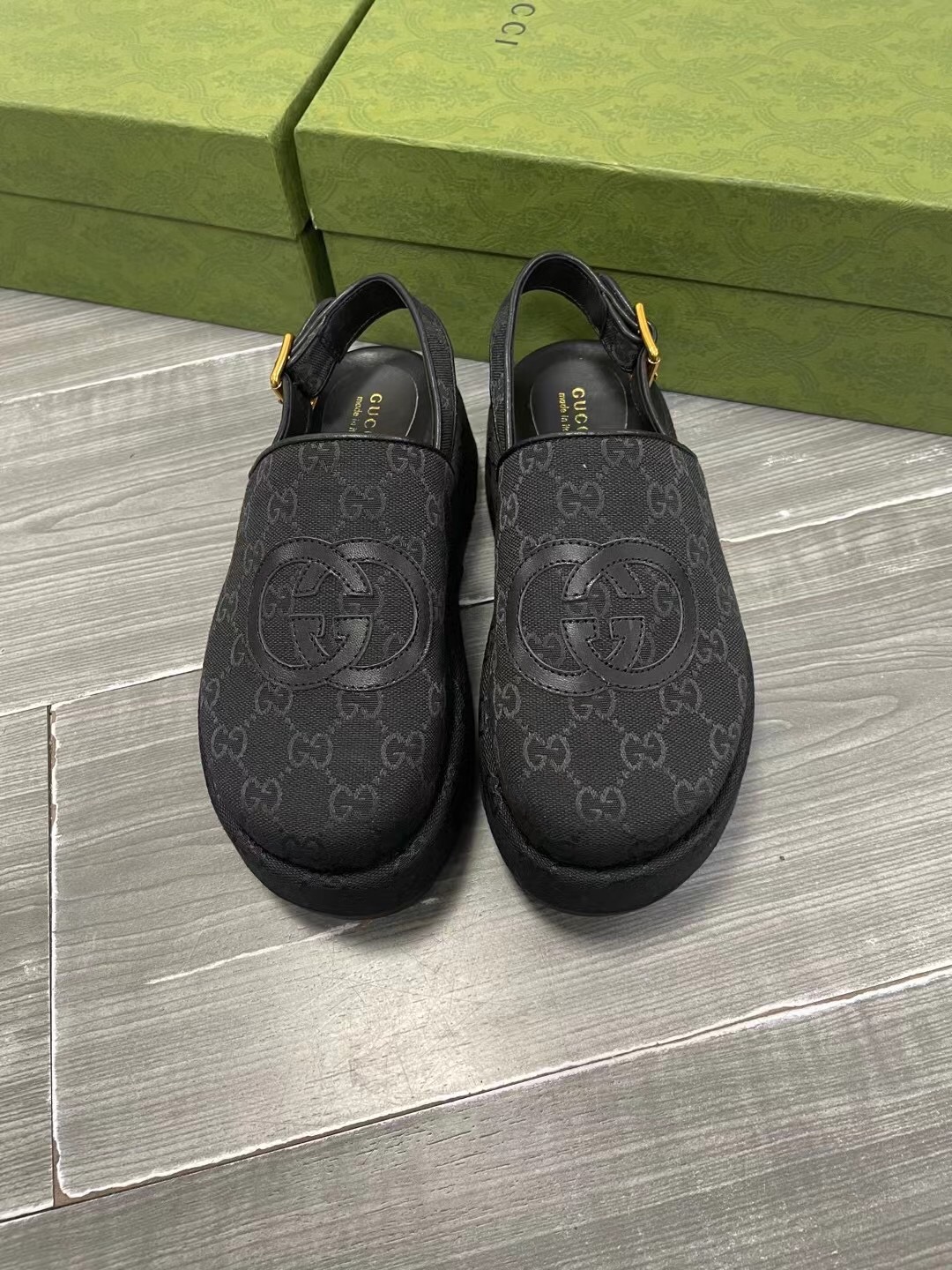 Gucci Thick-Soled Cassic Embroidered Canvas Slippers