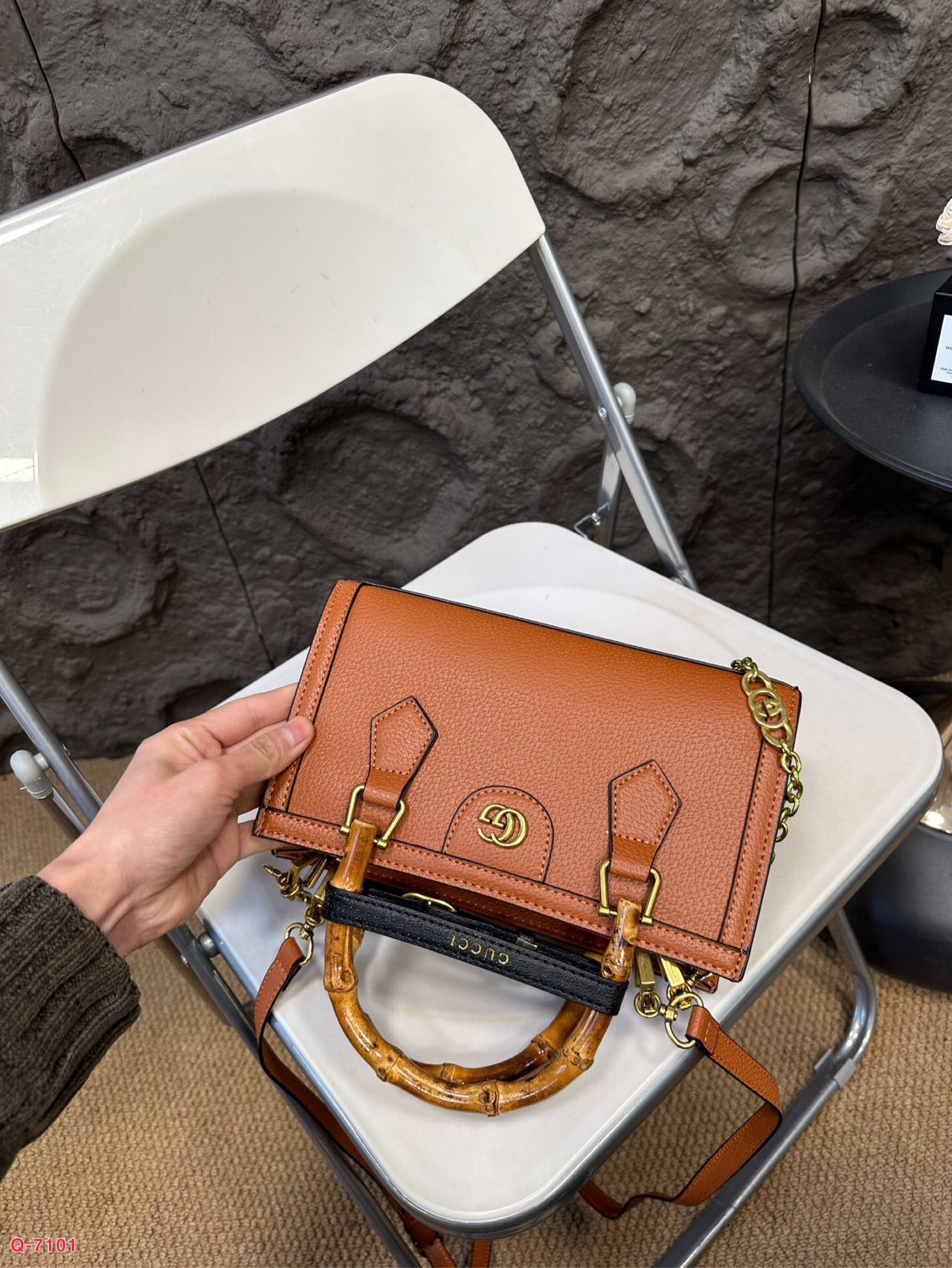 Gucci Top Grade Cowhide Crossbody & Handbag