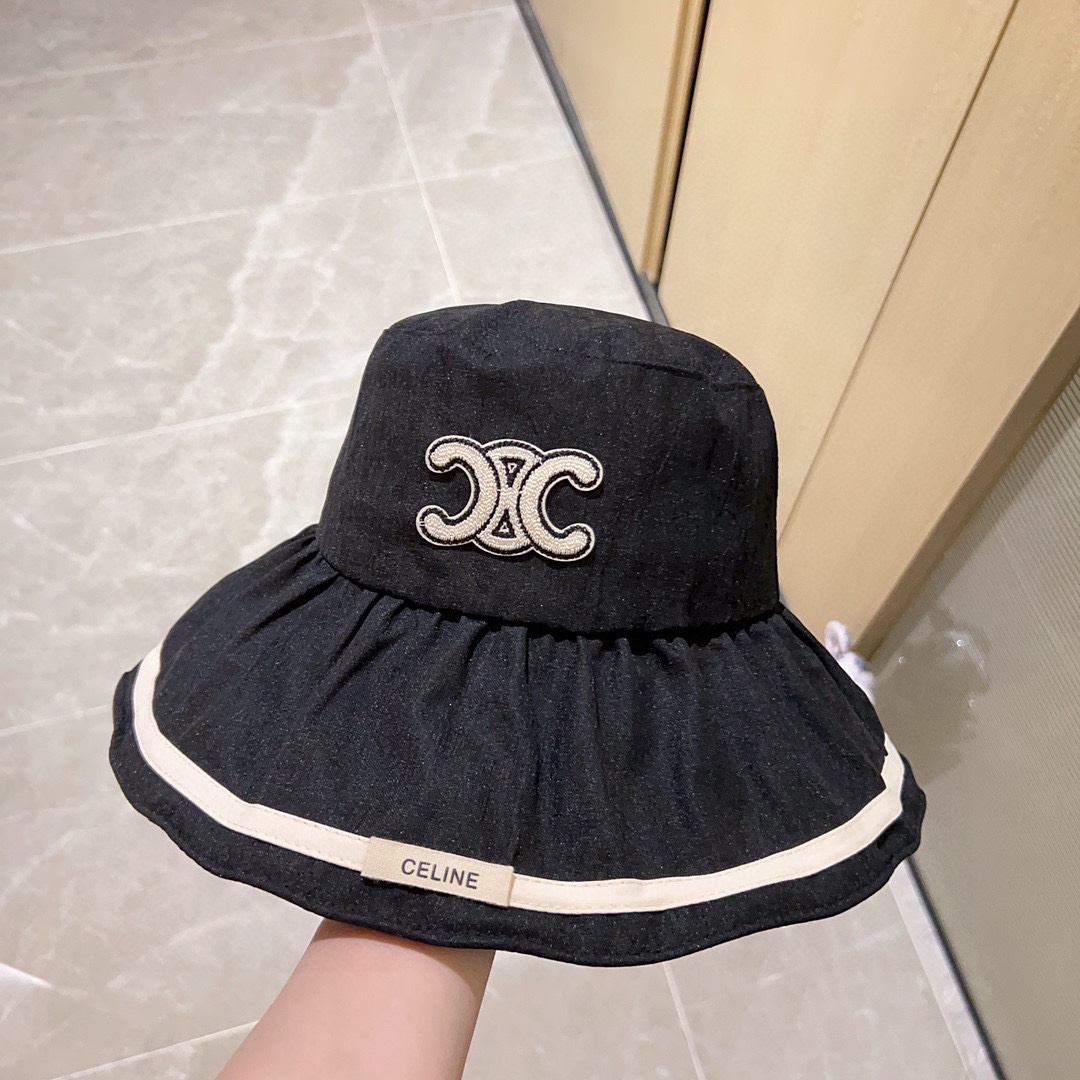 CELINE Small Fisherman Hat