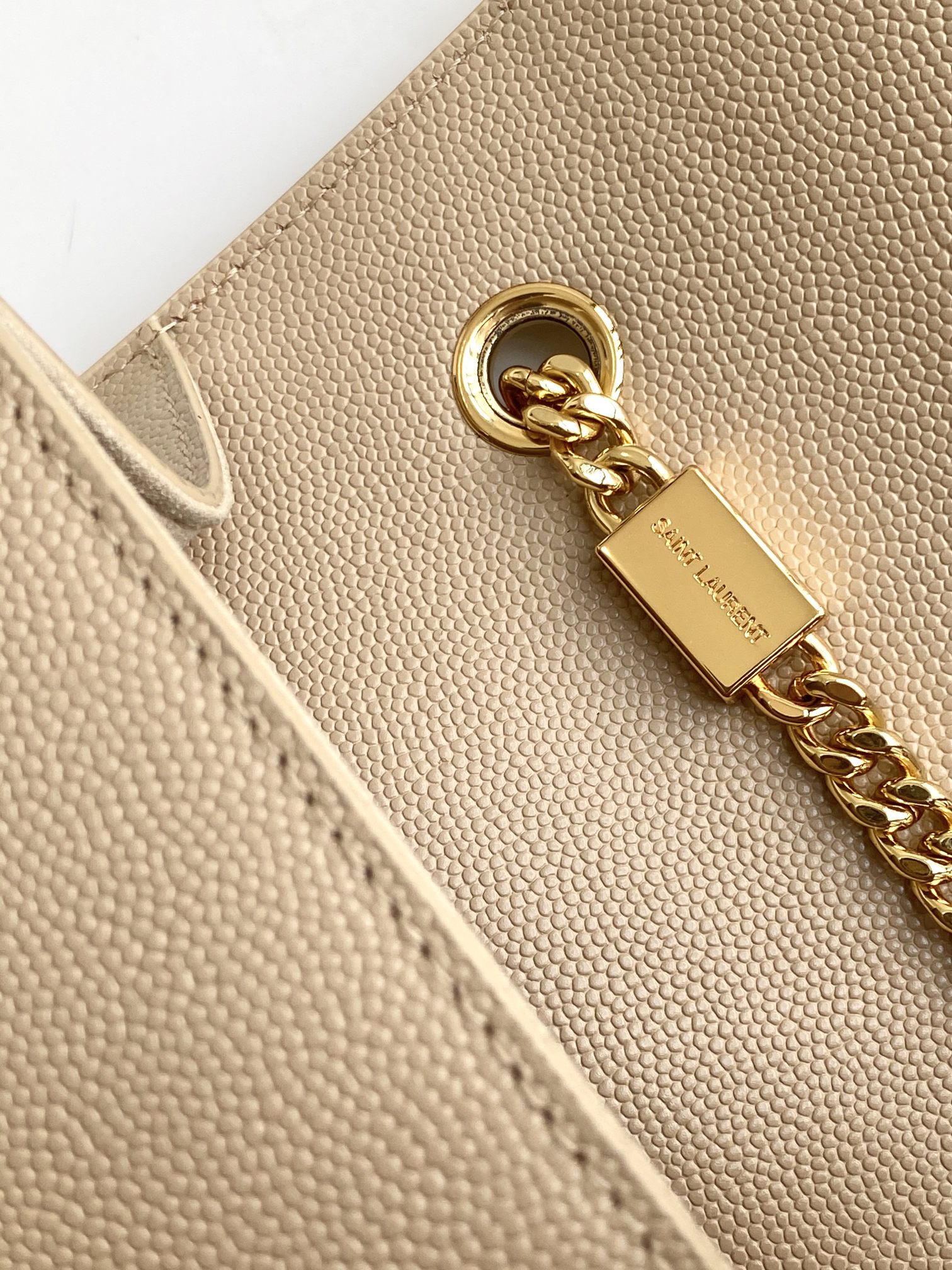 Saint Laurent Classic Chain Shoulder/Crossbody Bag for Women