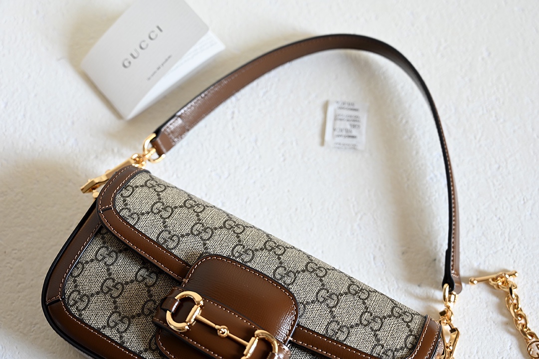 Gucci Classic Print Underarm Bag / Shoulder Bag