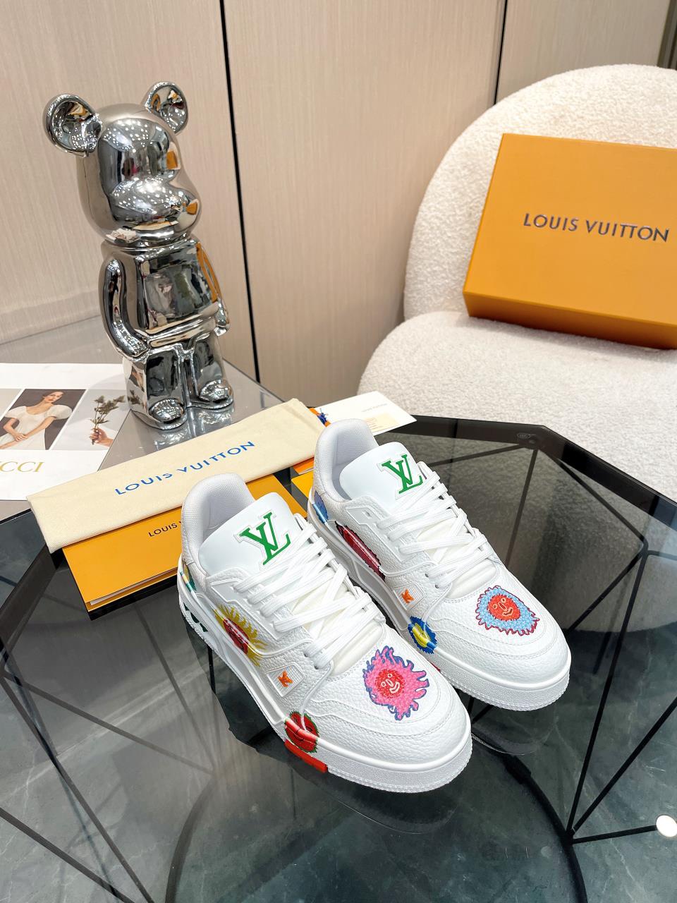 Louis Vuitton Fashionable Versatile Sneakers
