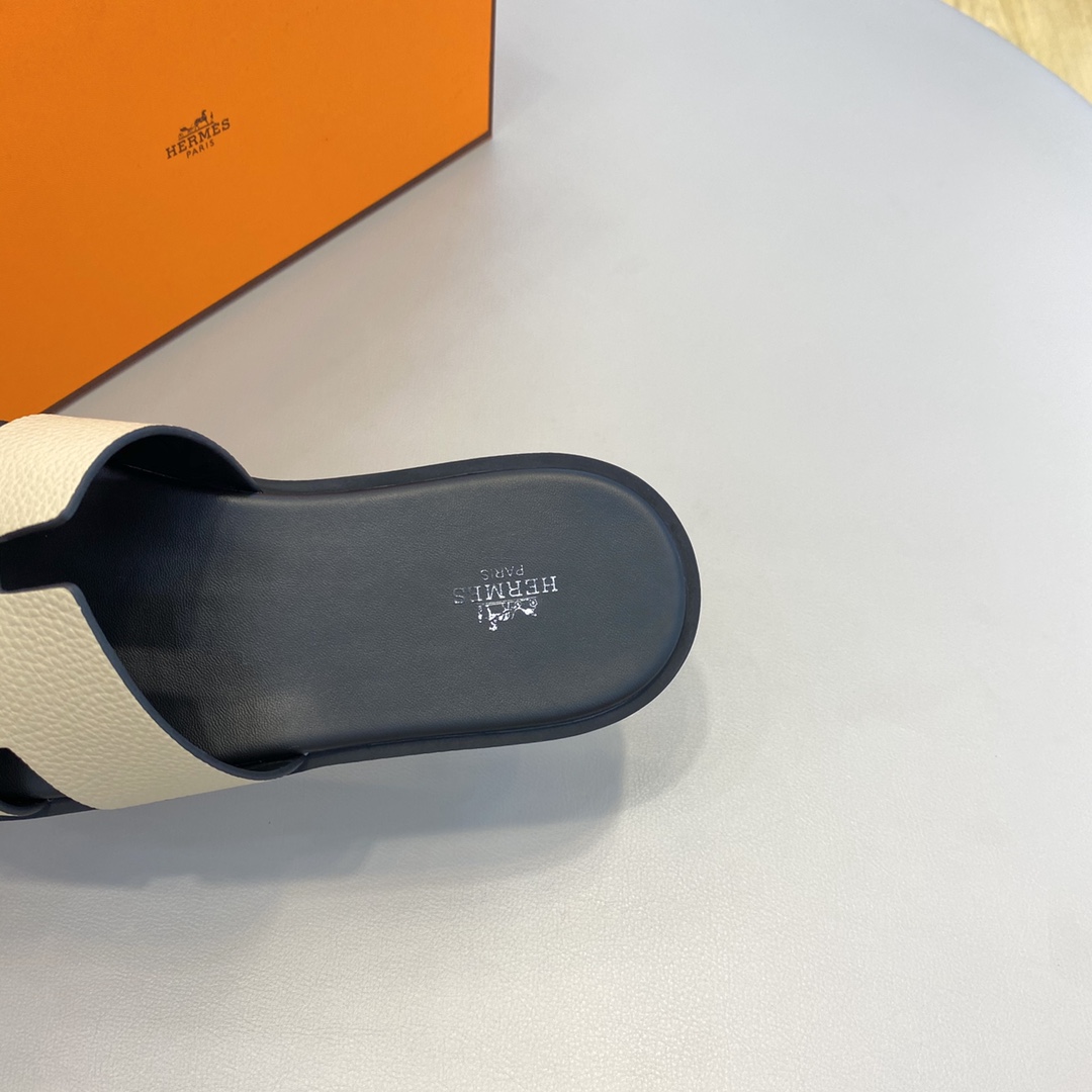 Hermès Classic H Logo Slip-On Sandals