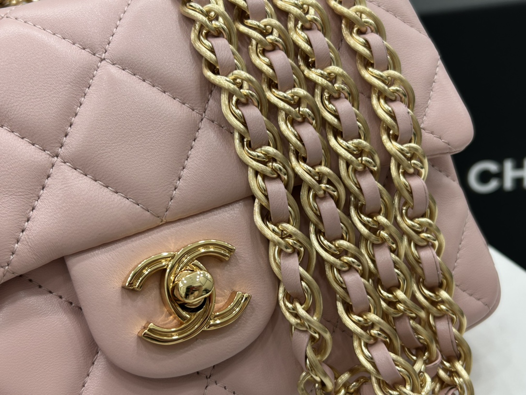 Chanel Elegant Lambskin Crossbody Bag