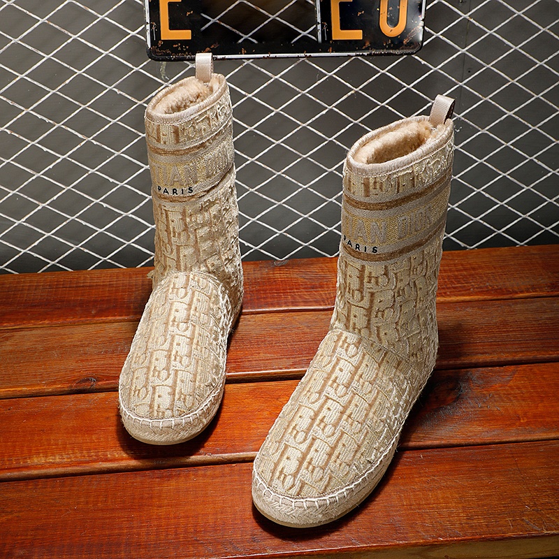 Dior Granville Snow Boots: The Hottest Winter Trend