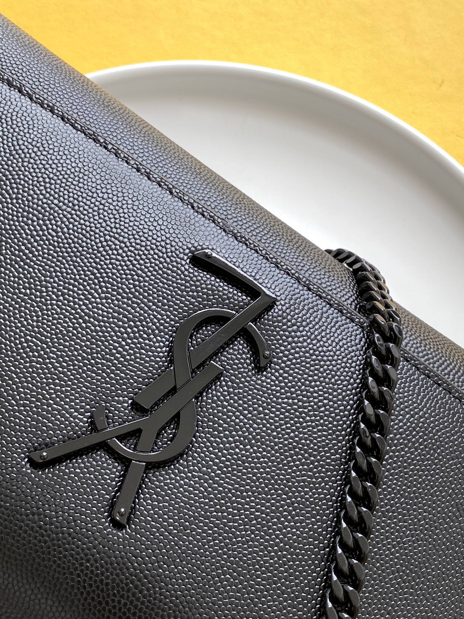 Saint Laurent Classic Chain Shoulder/Crossbody Bag for Women  in Black