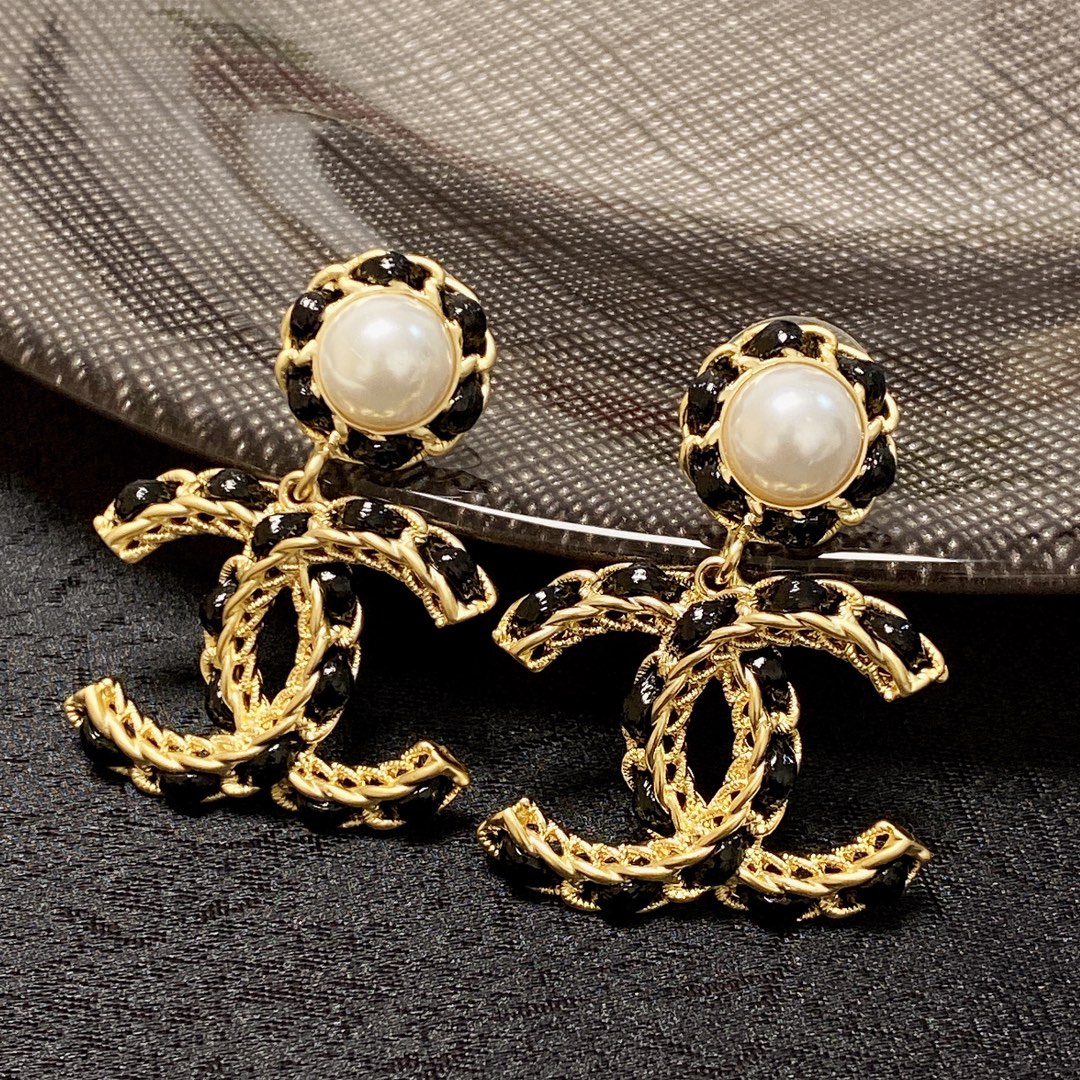 Chanel Classic Elegance Earrings