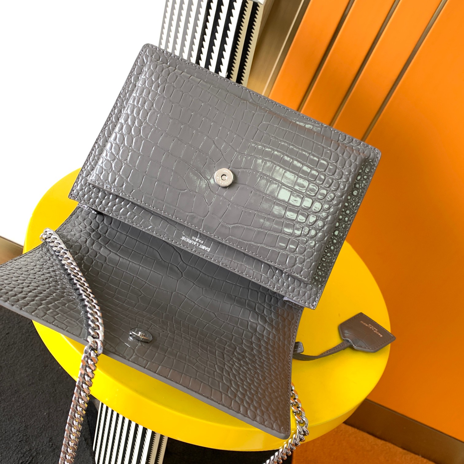 Saint Laurent Classic Chain Shoulder/Crossbody Bag for Women