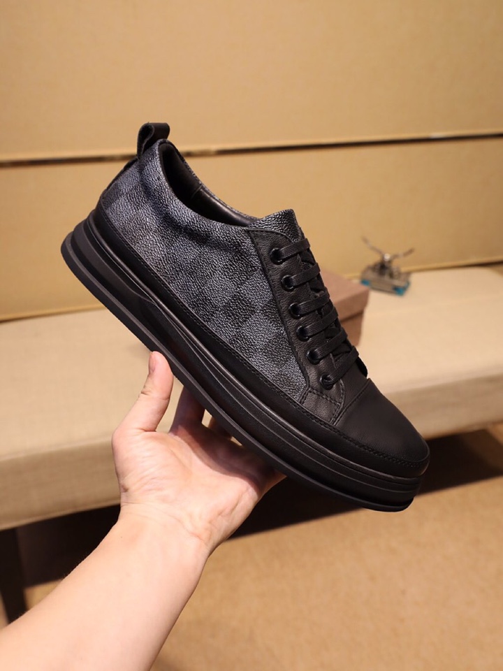 Gucci Vintage Sneakers