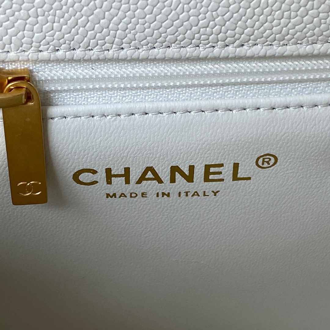 Chanel Grained Leather Chain Bag