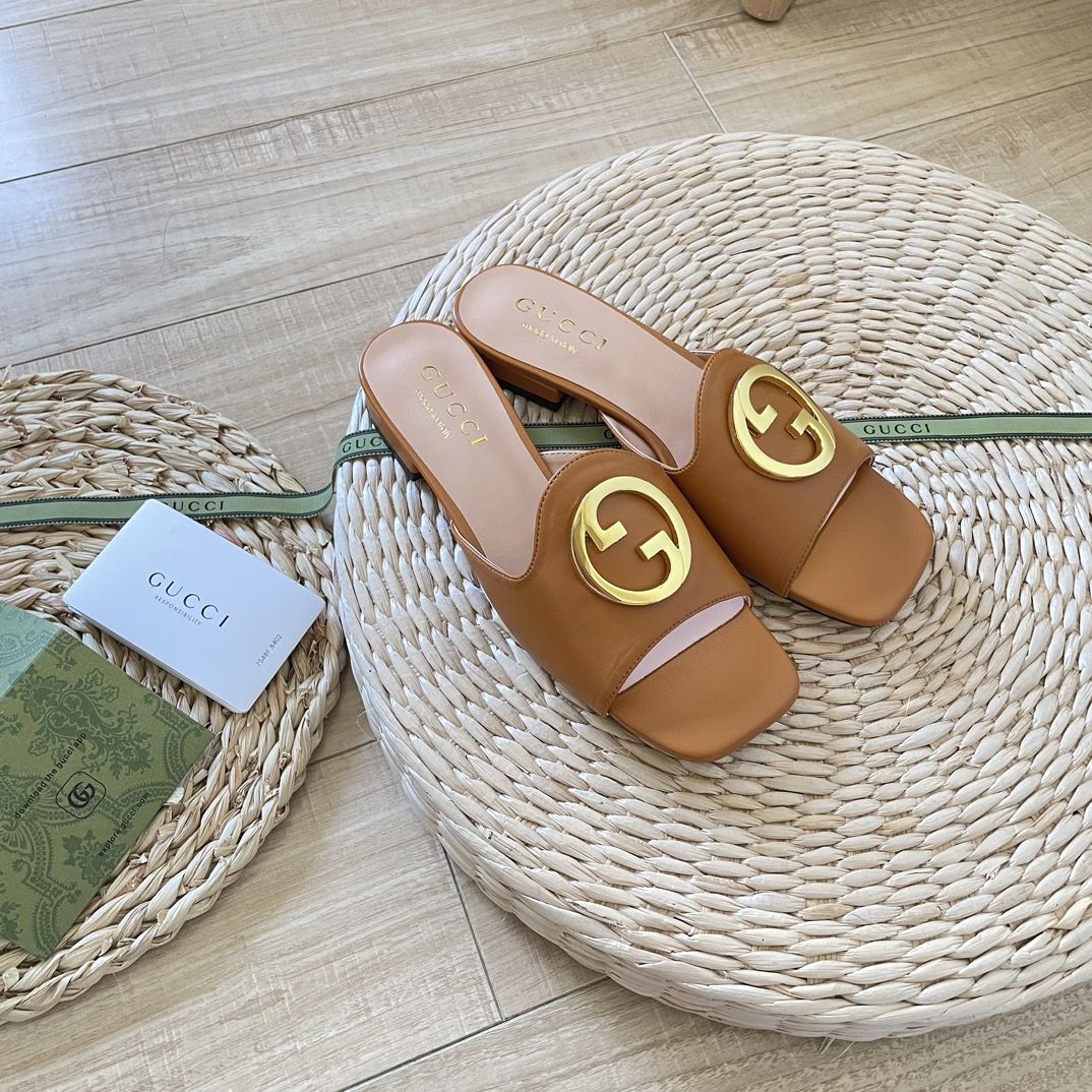 GUCCIOriginal big brand luxury goods 1:1 high-end quality top qualityGucci new buckle round G slippers/sandals