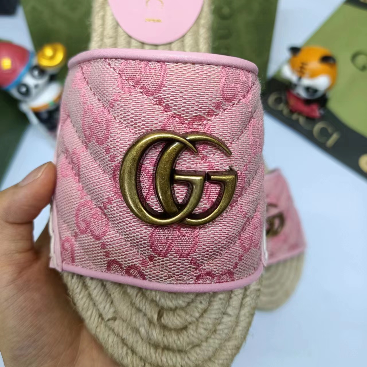 Gucci Weaved Flat Slippers
