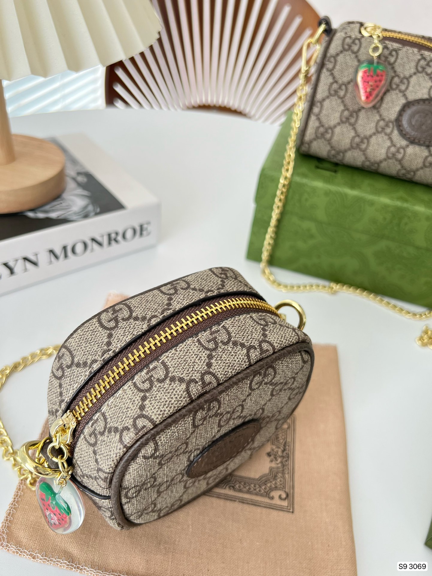 Gucci Classic Print Square Chain Bag