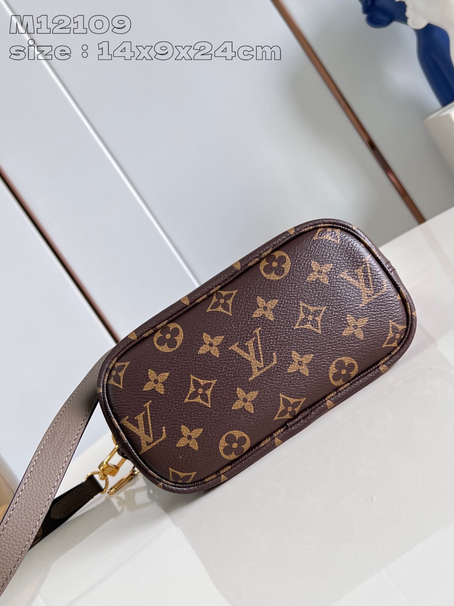 Louis Vuitton NEVERFULL INSIDE OUT Tote Bag