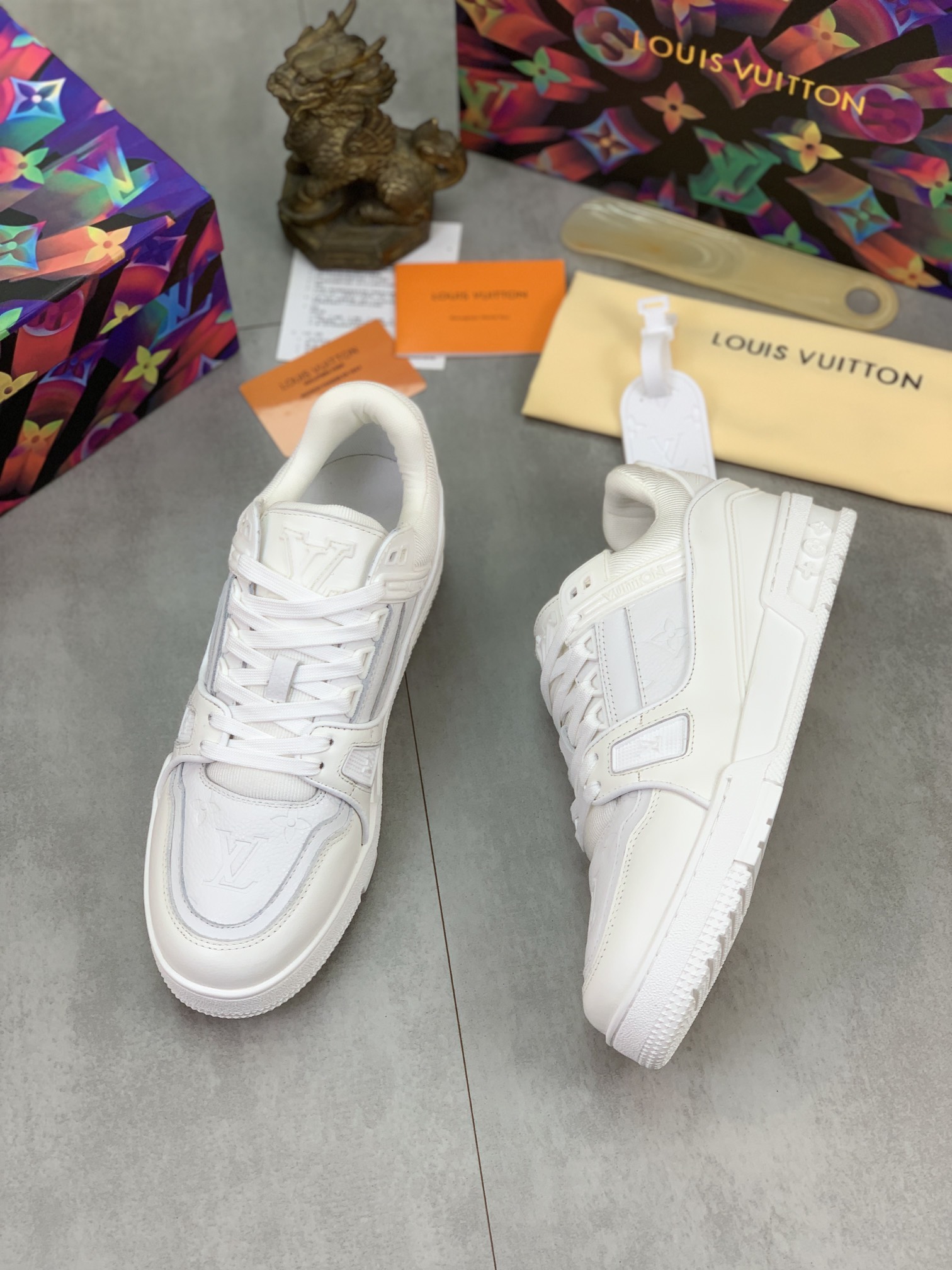 Louis Vuitton Fashionable Versatile Sneakers