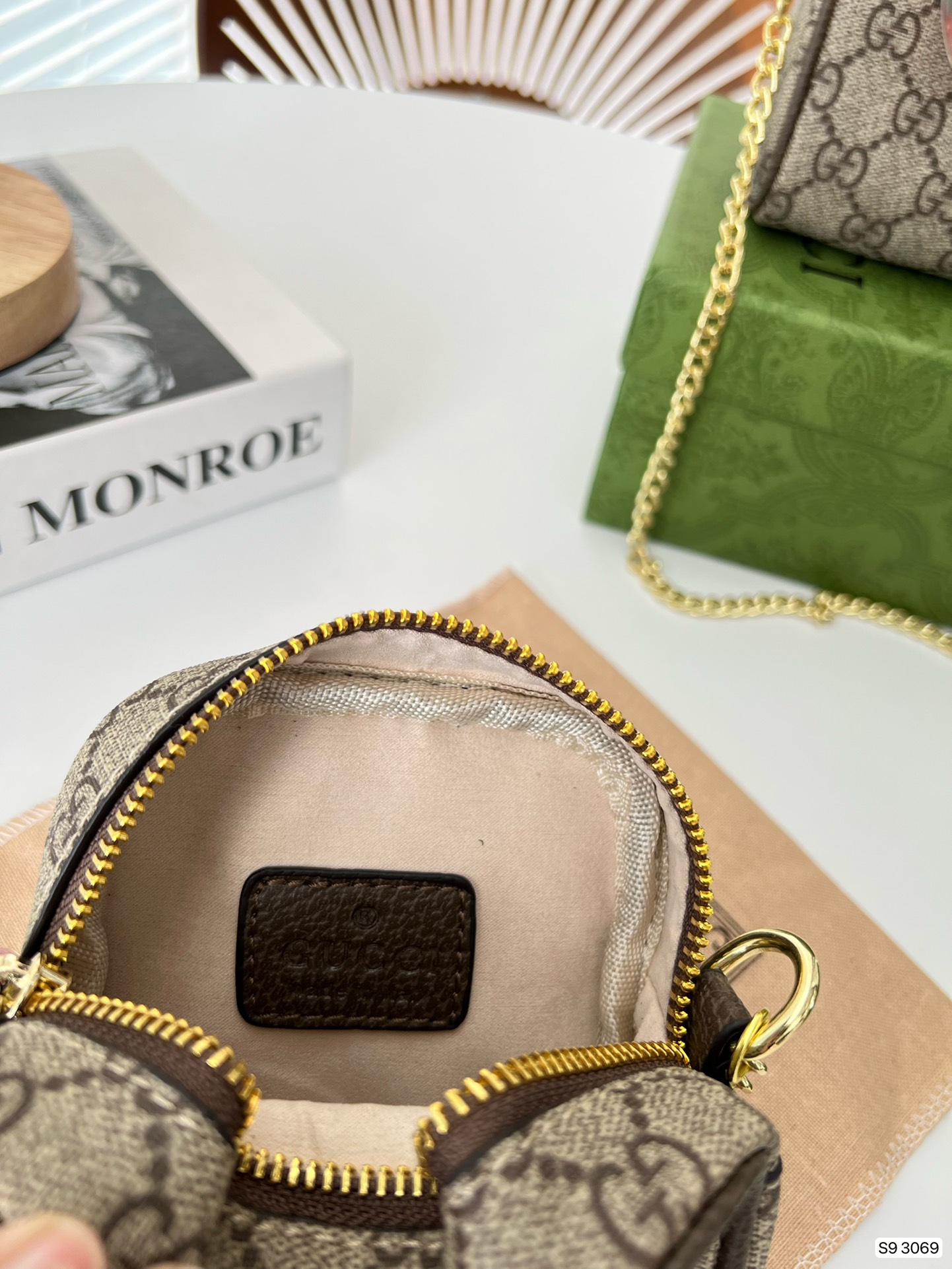 Gucci Classic Print Square Chain Bag