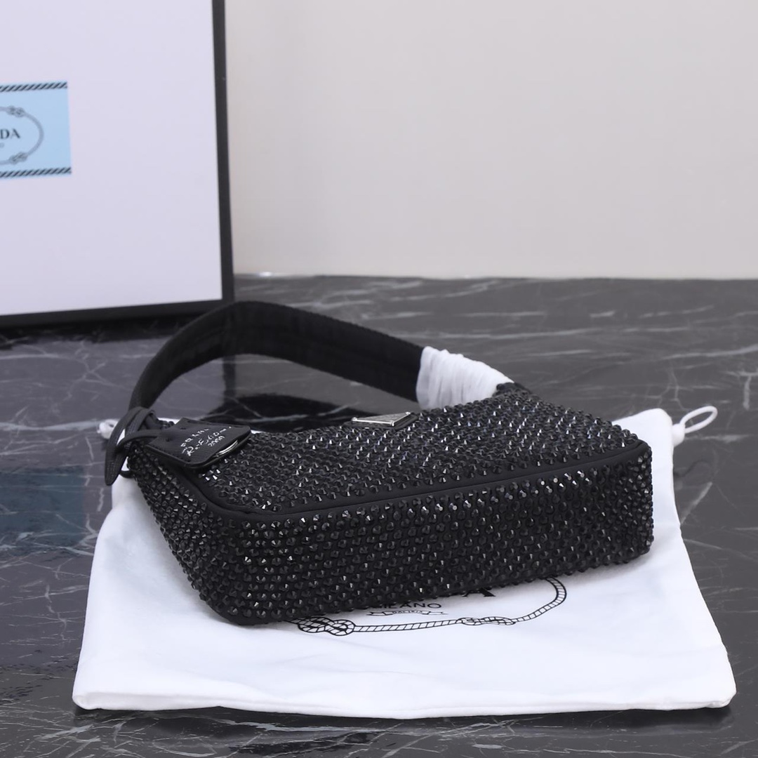 Prada Versatile and Chic Underarm Bag